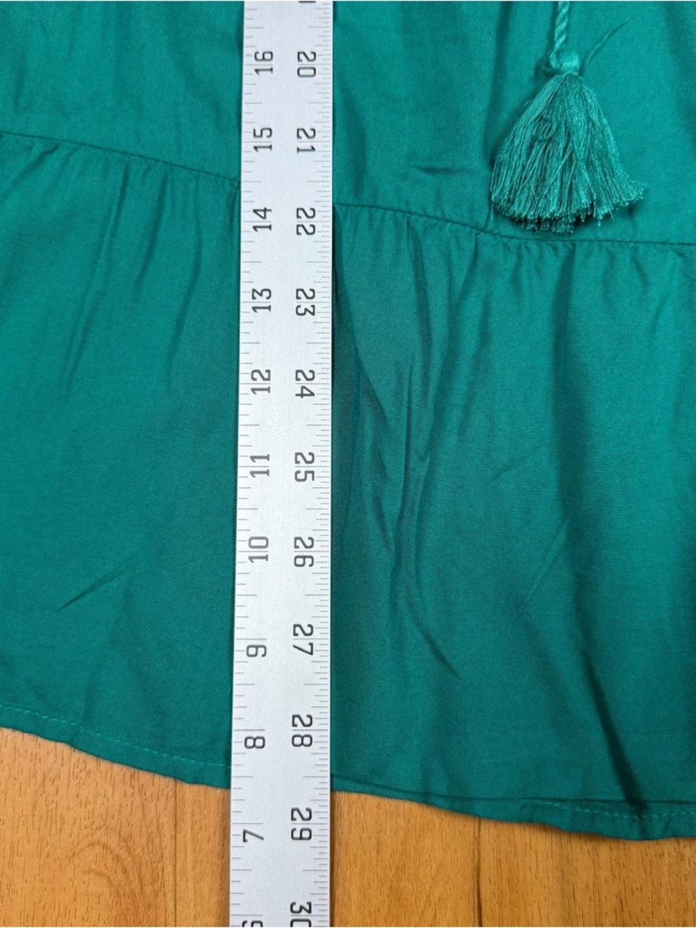 Evri Green Tiered Blouse Womens 1X Sleeveless Boho Tassel‎ Rayon Flowy Top - Picture 9 of 10